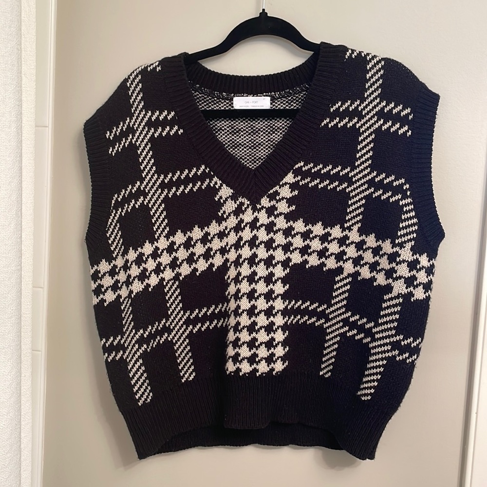 Oak + Fort Sweater Vest